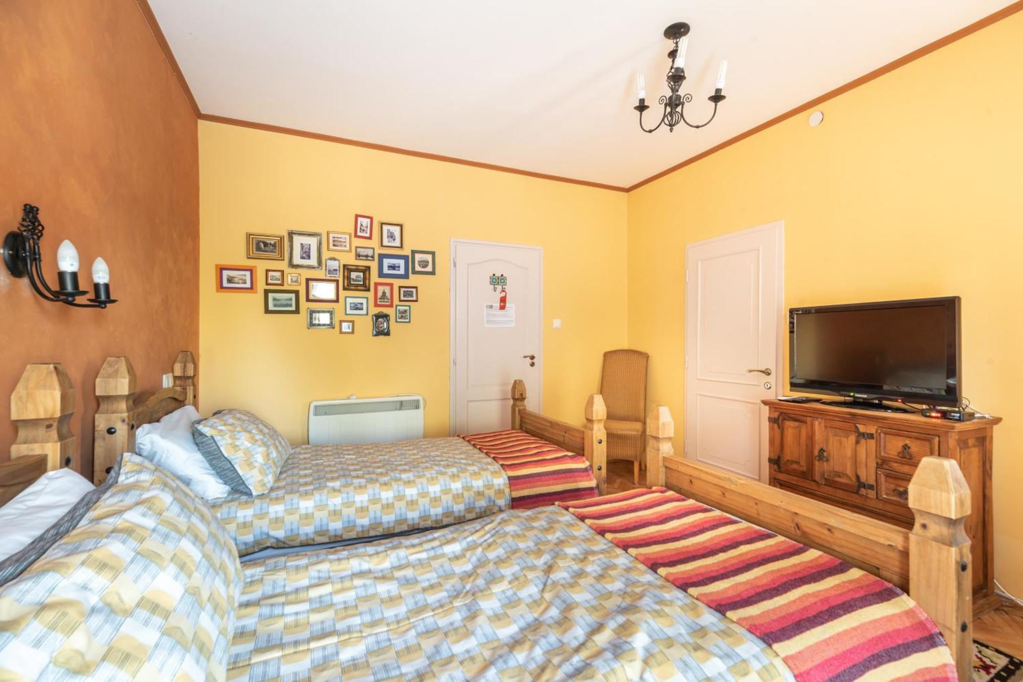 Corona Villa Hévíz Habitación foto